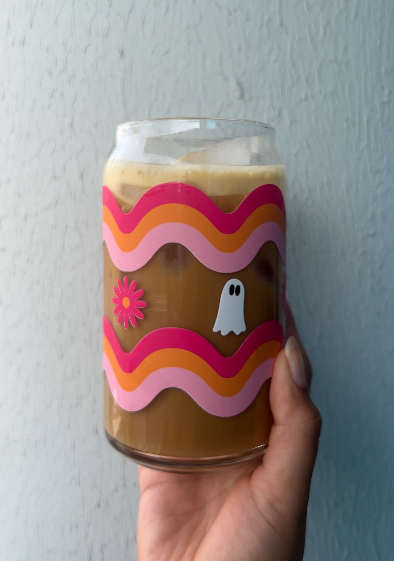 Squiggle Line Daisy Ghost Glass